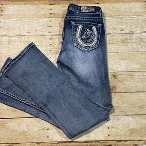 Women’s Grace western jeans with unique back pocket details